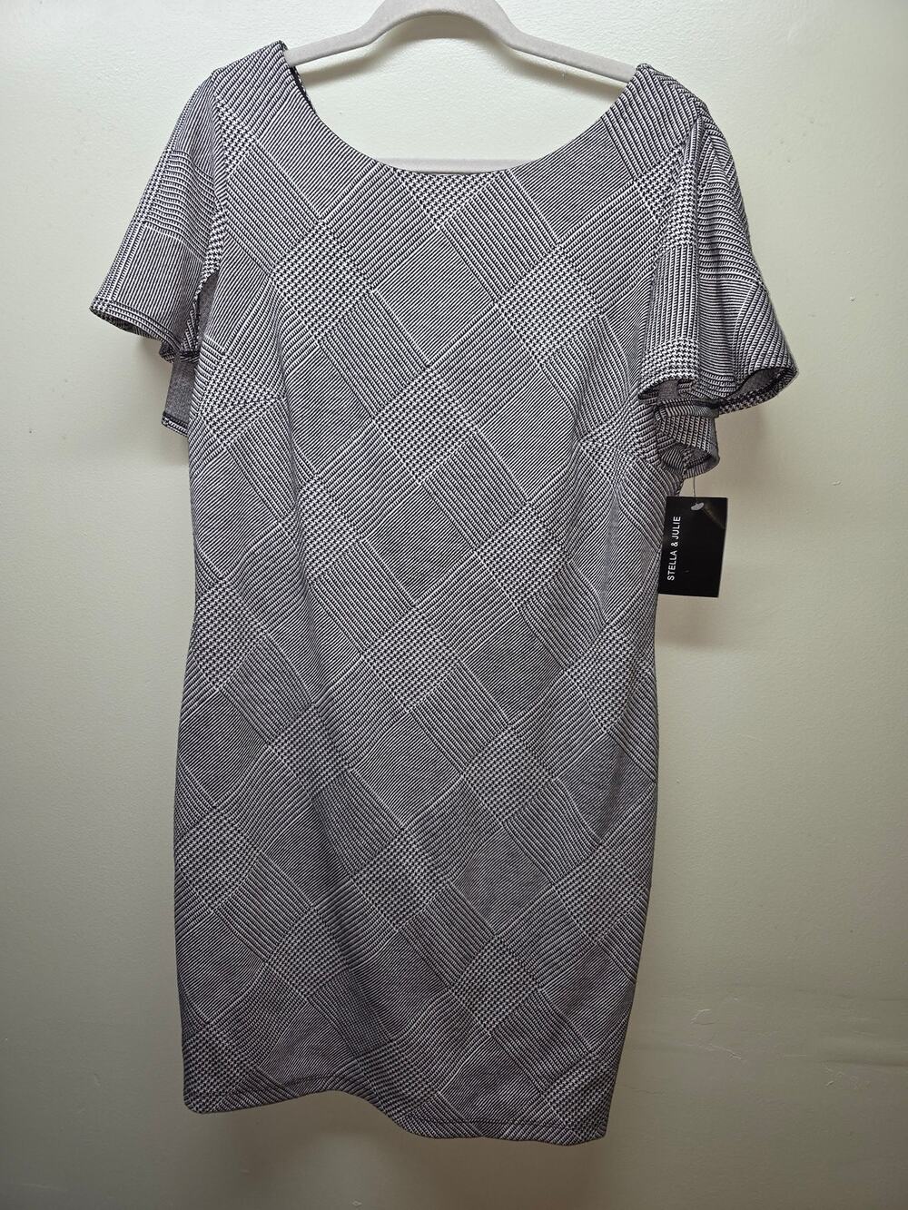 Stella & Julie Glen Plaid Black & White Midi Sheath Size 16W